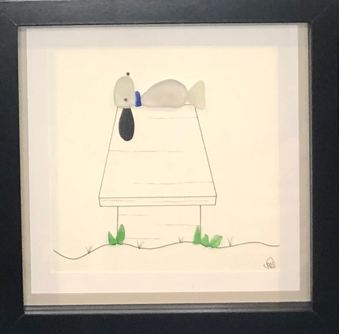 Sea Glass Picture - Dog on Dog House (12) - 8x8
